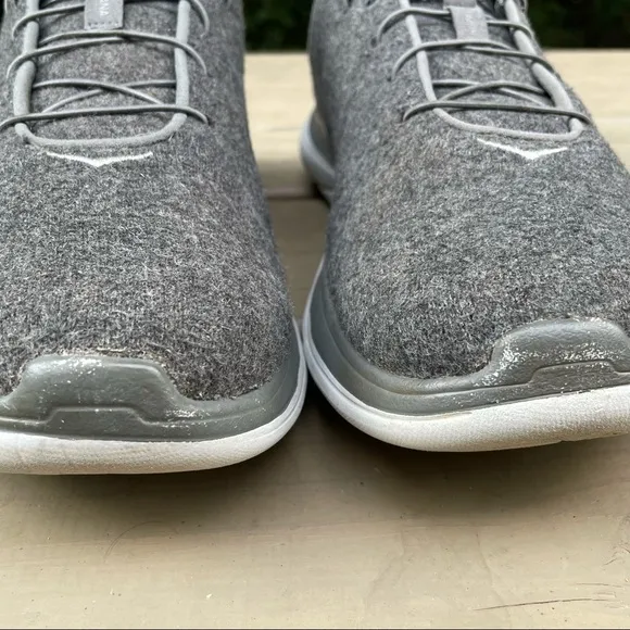 Hoka One One Hupana Flow Wool gray shoes