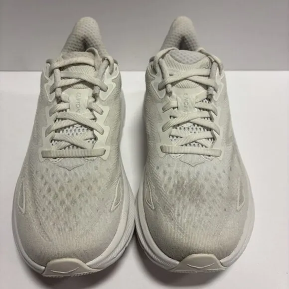 Hoka One One Women’s Clifton 9, White Running Shoes, Size 6.5 Wide