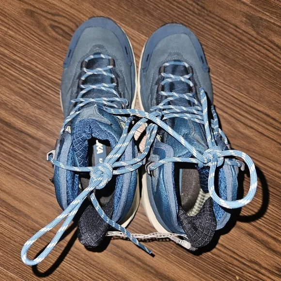 HOKA Women's Kaha 2 GTX Blue Coral Hiking Boots NWOB New Without Box 7.5