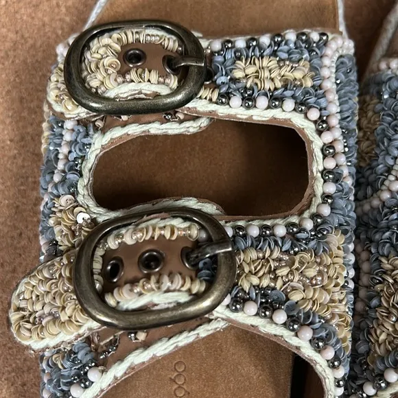 House of Harlow 1960 Natural Tones Embellished Sandals Size 8 New