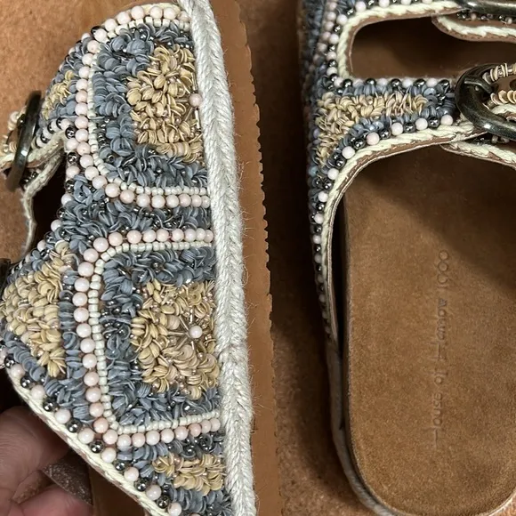 House of Harlow 1960 Natural Tones Embellished Sandals Size 8 New