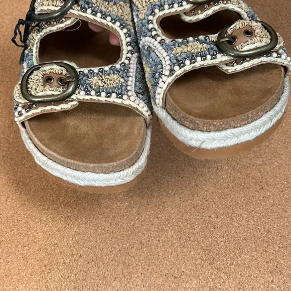 House of Harlow 1960 Natural Tones Embellished Sandals Size 8 New