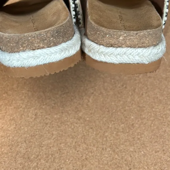 House of Harlow 1960 Natural Tones Embellished Sandals Size 8 New