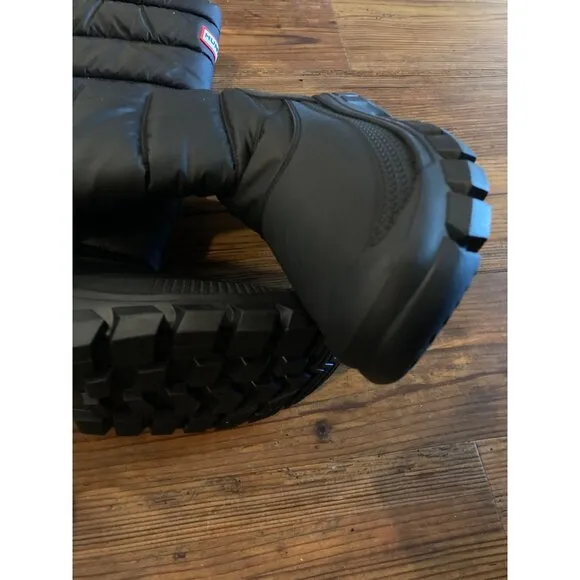 Hunter Intrepid Black Tall Snow Waterproof Puffer Boots Women 7 US 38 EU New
