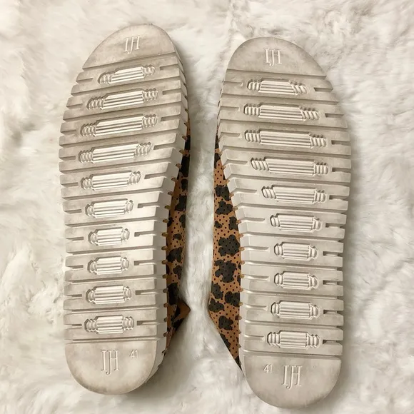 Ilse Jacobsen Cheetah Print Perforated Slip On Shoes