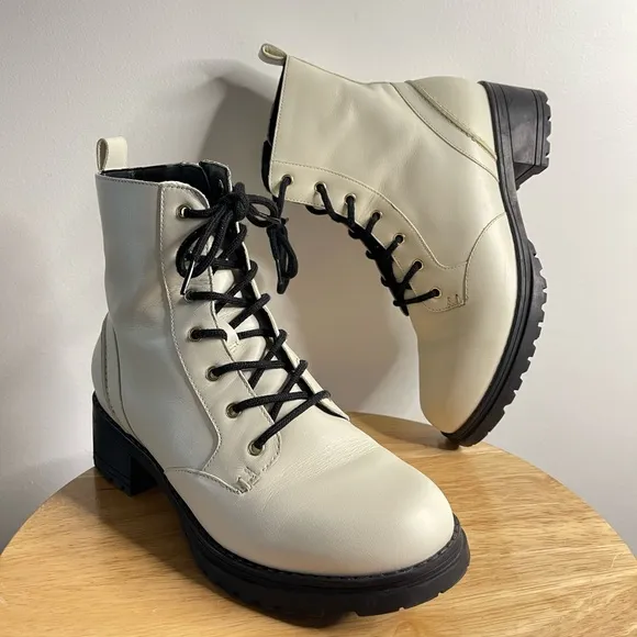 Ivory Cole Haan Camea Waterproof Leather Combat Boots Women’s Size 6.5 B