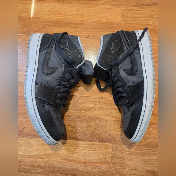 Jordan 1 Mid Nouveau Anti Gravity Black Men Size 12 Shoes