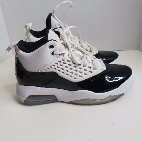 Jordan Maxin 200 Youth Sneaker size 6.5Y Shoes