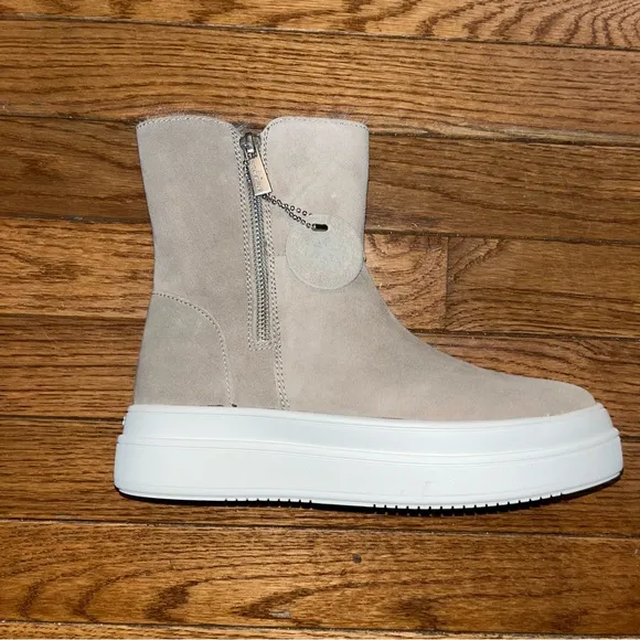 J/Slides NYC Tristan Cozy Lining Suede Sneaker Booties Taupe Women’s Size 5.5