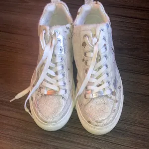 J/slides sz 6 shoes