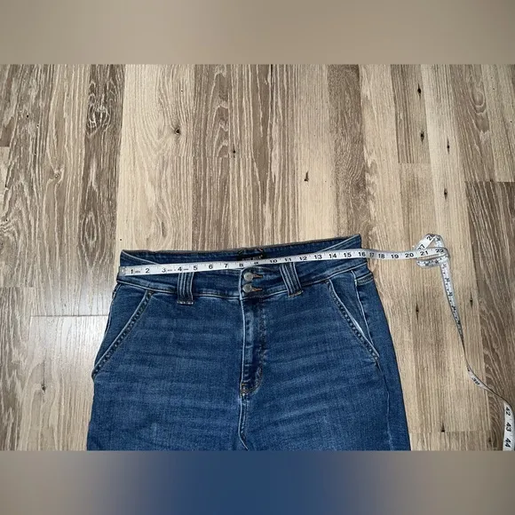 Judy Blue Clementine High Rise Double Button Wide LegJeans Sz 15/32