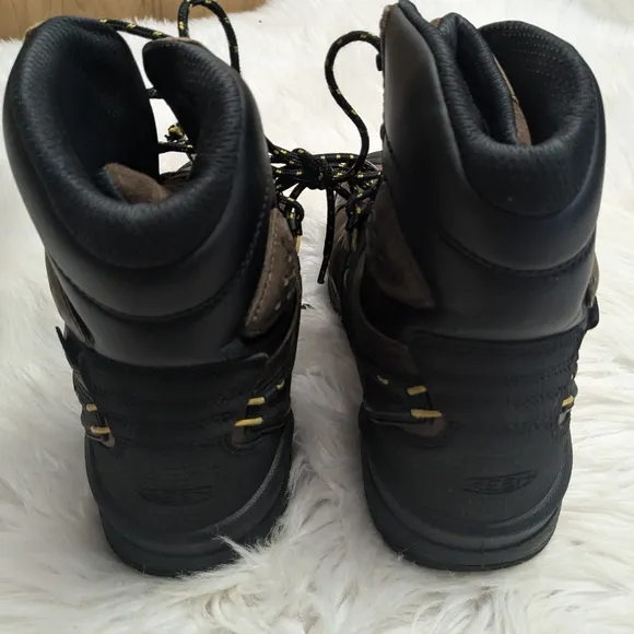 Keen Dover 8” 600g Waterproof Utility Boots 1024222EE Mens Size 8.5 EE WIDE