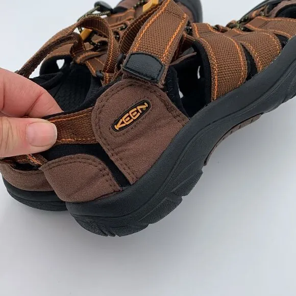 Keen Newport brown strap water hiking shoes mens size 6/38