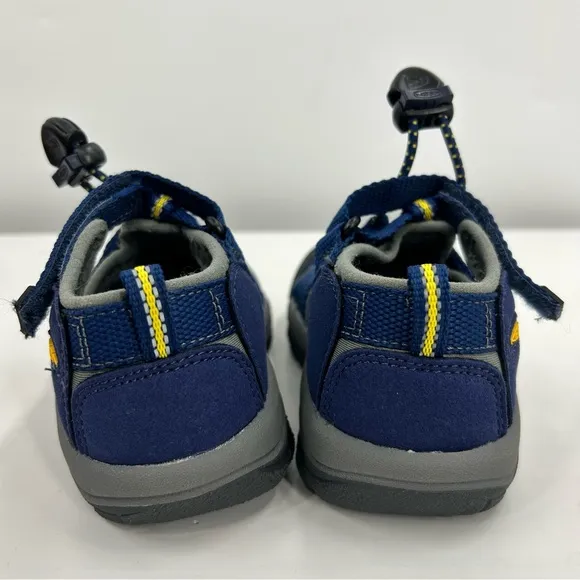 Keen Newport H2 Blue and Gray Closed Toe Sandals Toddler Size 8