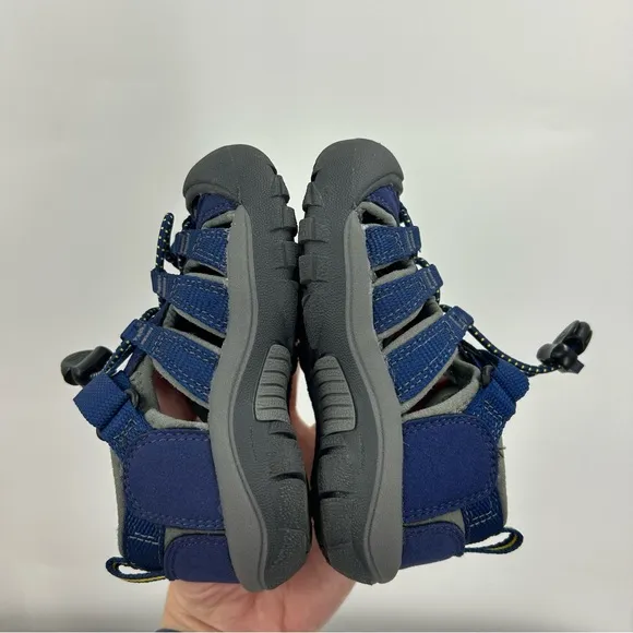Keen Newport H2 Blue and Gray Closed Toe Sandals Toddler Size 8