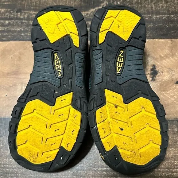 Keen Newport H2 Big Kids Shoes