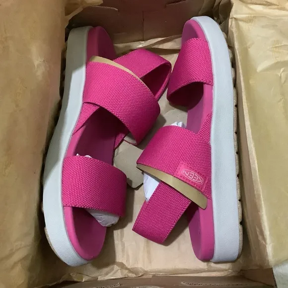 Keen Pink Peacock/Vapor Women’s Sandal size 6.5 NWB
