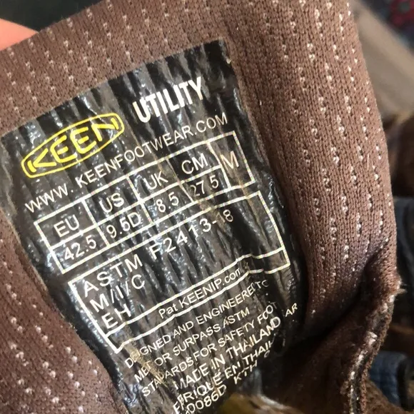 KEEN Utility Men's Detroit XT Mid Height Steel Toe Waterproof Work Boots 🥾