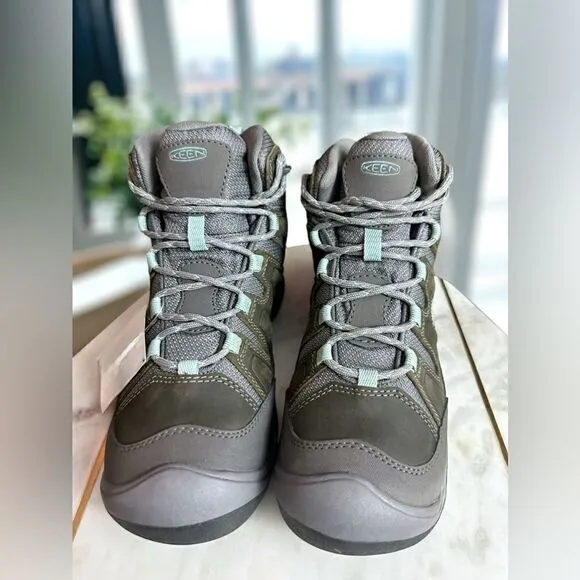 KEEN women’s Circadia Mid High Top Waterproof Hiking Boots Size 7