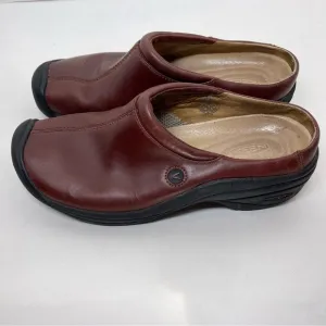 KEEN Women’s Leather Upper Maroon Mule Size 9.5M EU 40
