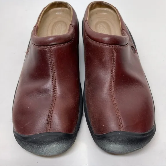 KEEN Women’s Leather Upper Maroon Mule Size 9.5M EU 40