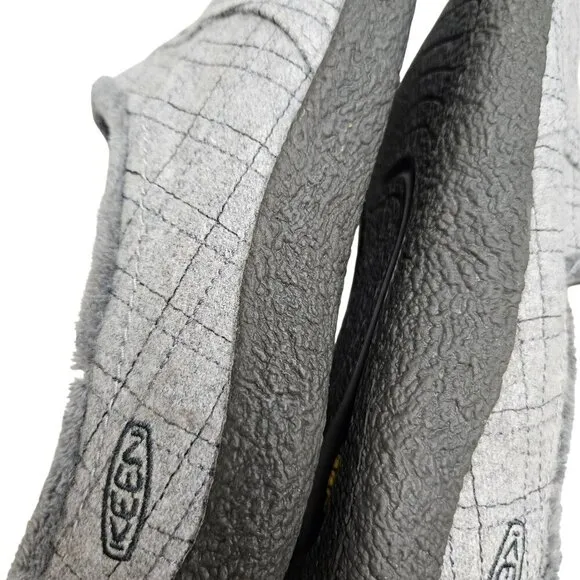 Keen Womens Slip-On Slippers 39.5 US 9 Gray Fleece Lining Comfort Indoor Shoes