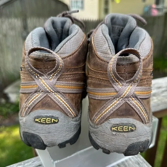 KEEN Women's Targhee II‎ Waterproof Mid Hiking Boots (US Size 6.5)