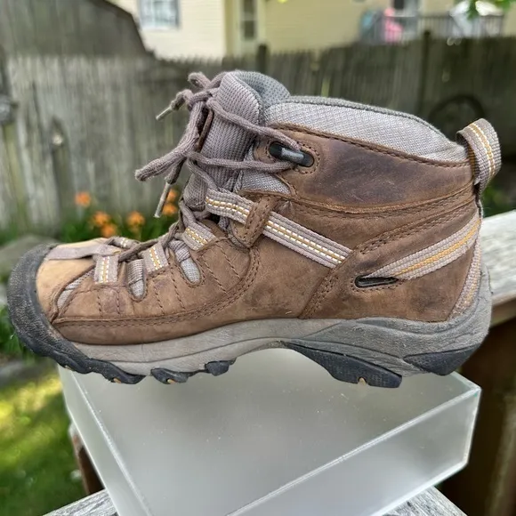 KEEN Women's Targhee II‎ Waterproof Mid Hiking Boots (US Size 6.5)