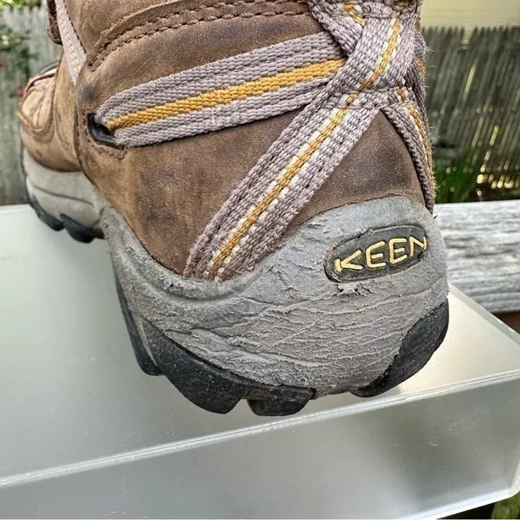 KEEN Women's Targhee II‎ Waterproof Mid Hiking Boots (US Size 6.5)