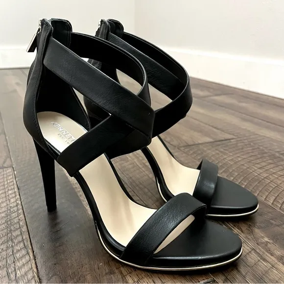 Kenneth Cole Leather Black Strappy Stiletto Heels gold platform,zipper Womens 7M