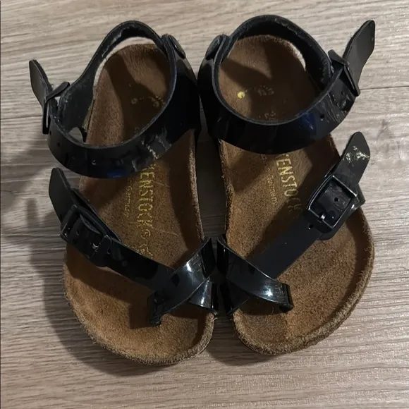 Kids patent leather Birkenstock sandals