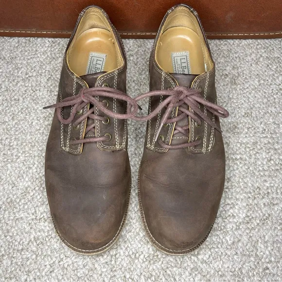 L. L. Bean leather plain toe shoes
