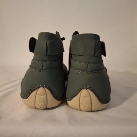LDECK Men's Green and Cream Athletic Shoes, Gray Bungi Laces And Rubber Soles