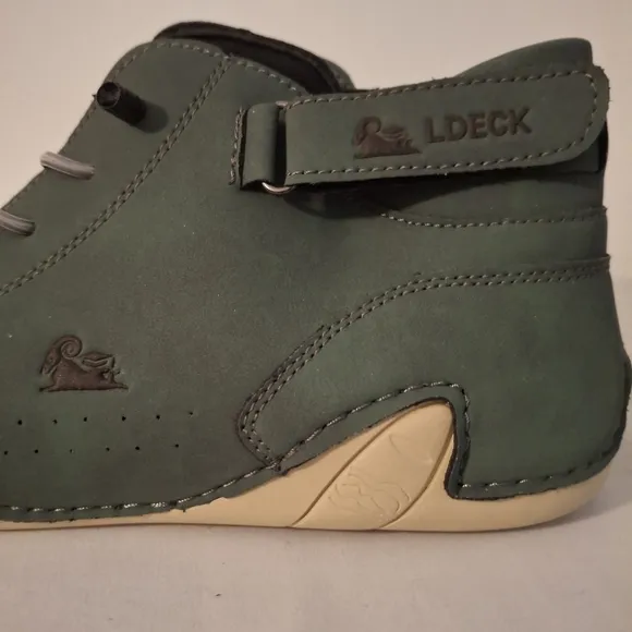 LDECK Men's Green and Cream Athletic Shoes, Gray Bungi Laces And Rubber Soles