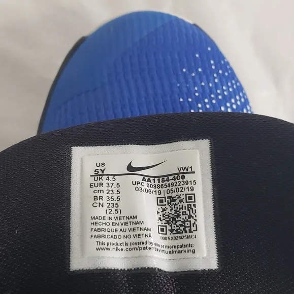 Like New Kyrie Irving Flytrap AA1154 400 Blue/Black/White‎ Basketball Shoes