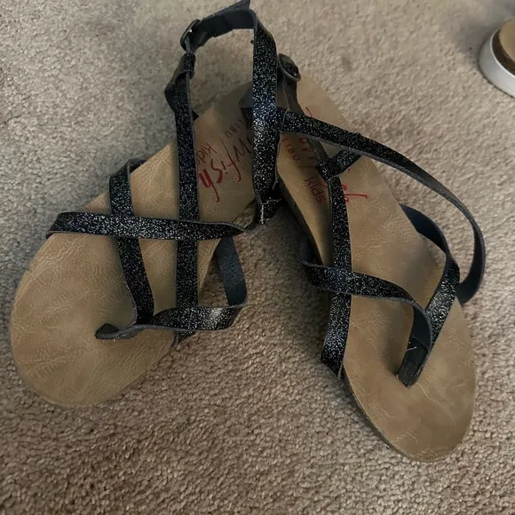 Lot of Youth Girls Size 2 Sandals EUC