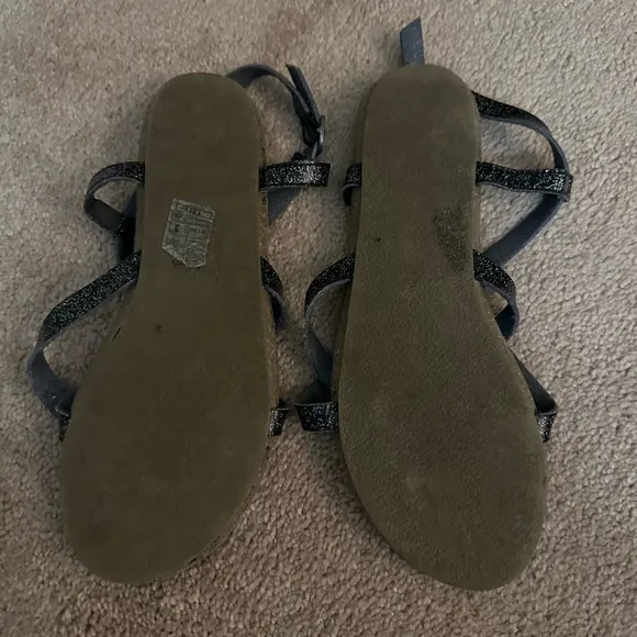 Lot of Youth Girls Size 2 Sandals EUC