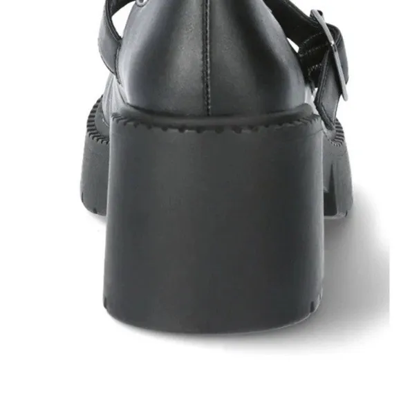 Madden NYC Black Lugs