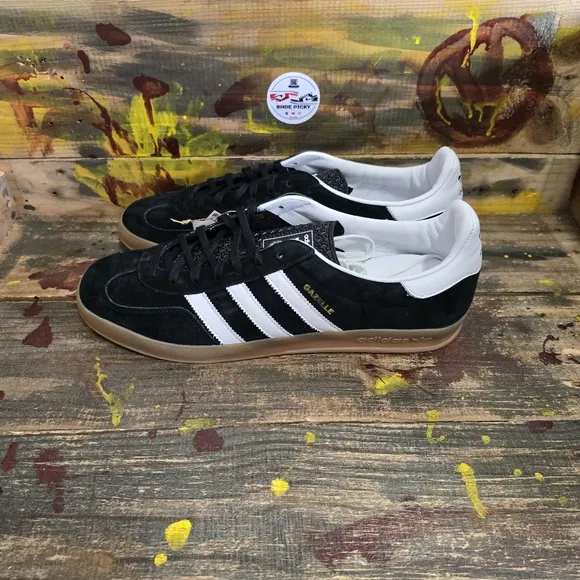 Men adidas athletic shoes size 12,‎ 13 new