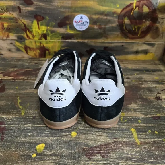 Men adidas athletic shoes size 12,‎ 13 new