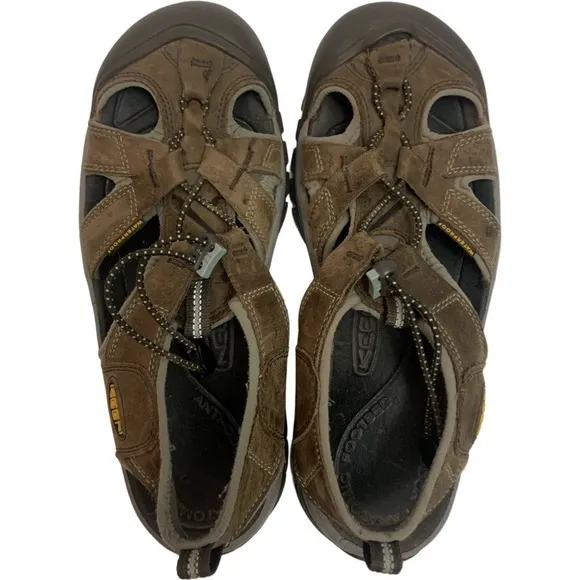 Men’s Keen Newport Footbed Brown Tan Sandals Active Water Shoes Size 9.5