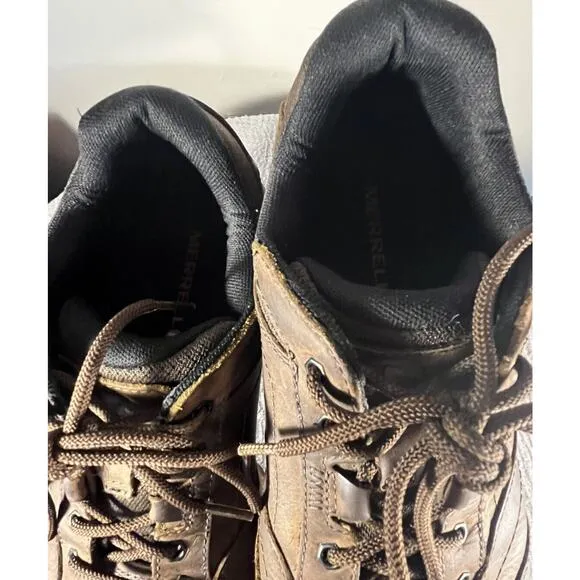 Men's Merrell Moab Hiking Brown Leather Dark Earth Size 9