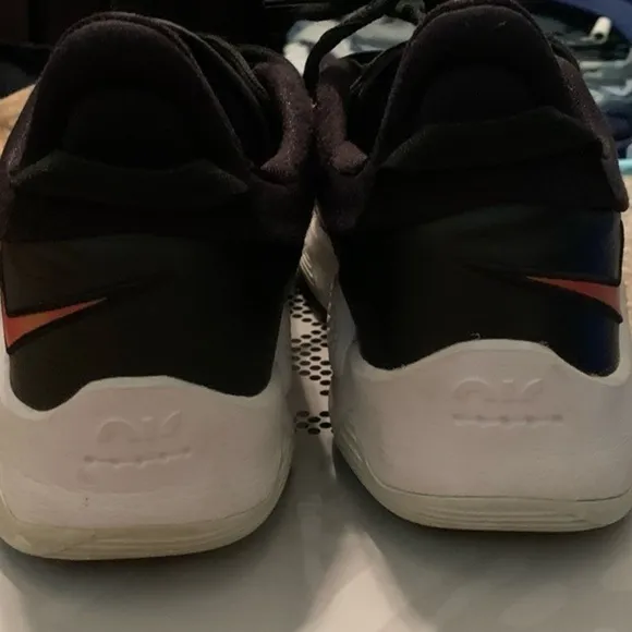 Mens Nike Paul George 5 size 9