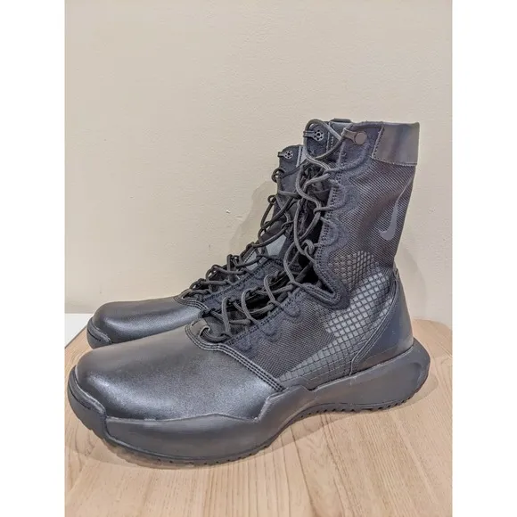 Men's Size 12.5 Tactical Military Boots Shoes Nike SFB B1 Triple Black 8&quot; DX2117