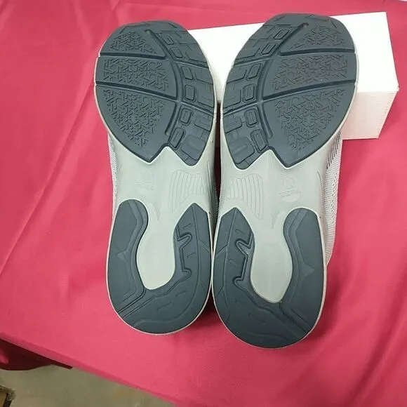 Mens Zeba Men's SZ 11.5 Hands-Free Shoes. . Condition is Pre-owned