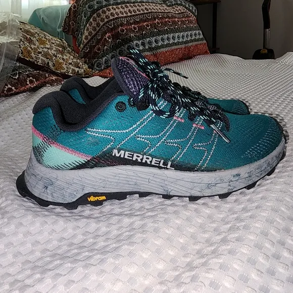 MERRELL EUC WOMEN'S SIZE 6 MOAB FLIGHT HIKING SNEAKERS SHOES