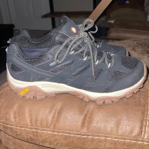 Merrell Gortex Hiking Shoes