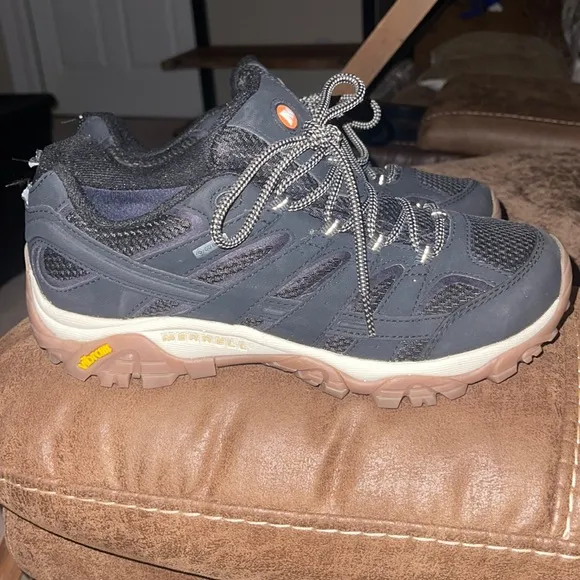 Merrell Gortex Hiking Shoes