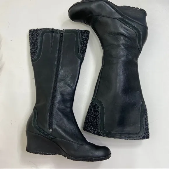 Merrell® Larkspur black leather wedge Boots 7
