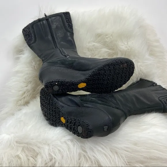 Merrell® Larkspur black leather wedge Boots 7